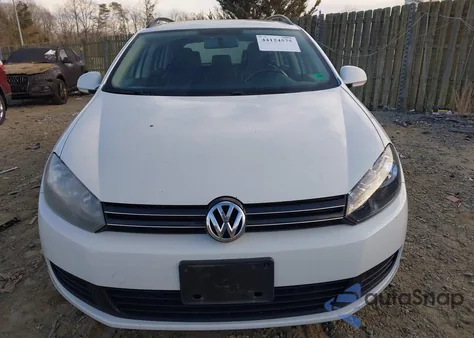 2014 Volkswagen Jetta Sportwagen 2.0L Tdi z USA, uszkodzony, nr VIN 3VWPL7AJ9EM627917